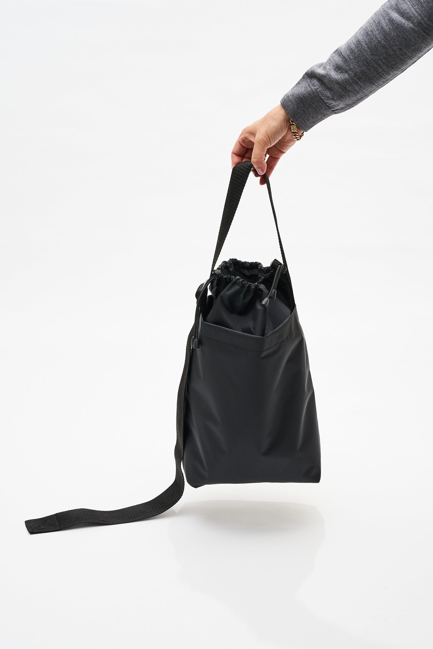 NYLON EDIT - RIBBON BUCKET