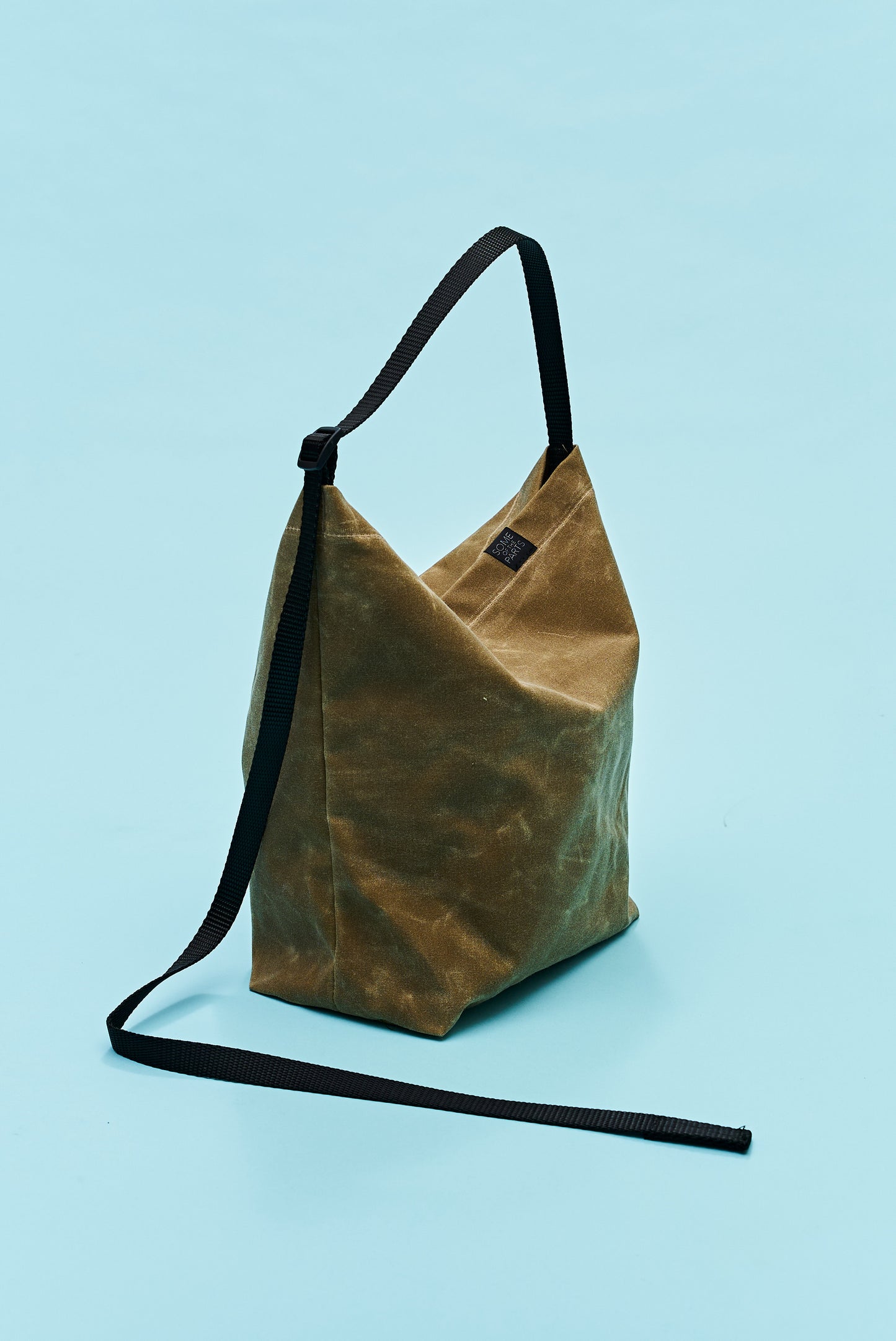 FINE RIBBON BUCKET