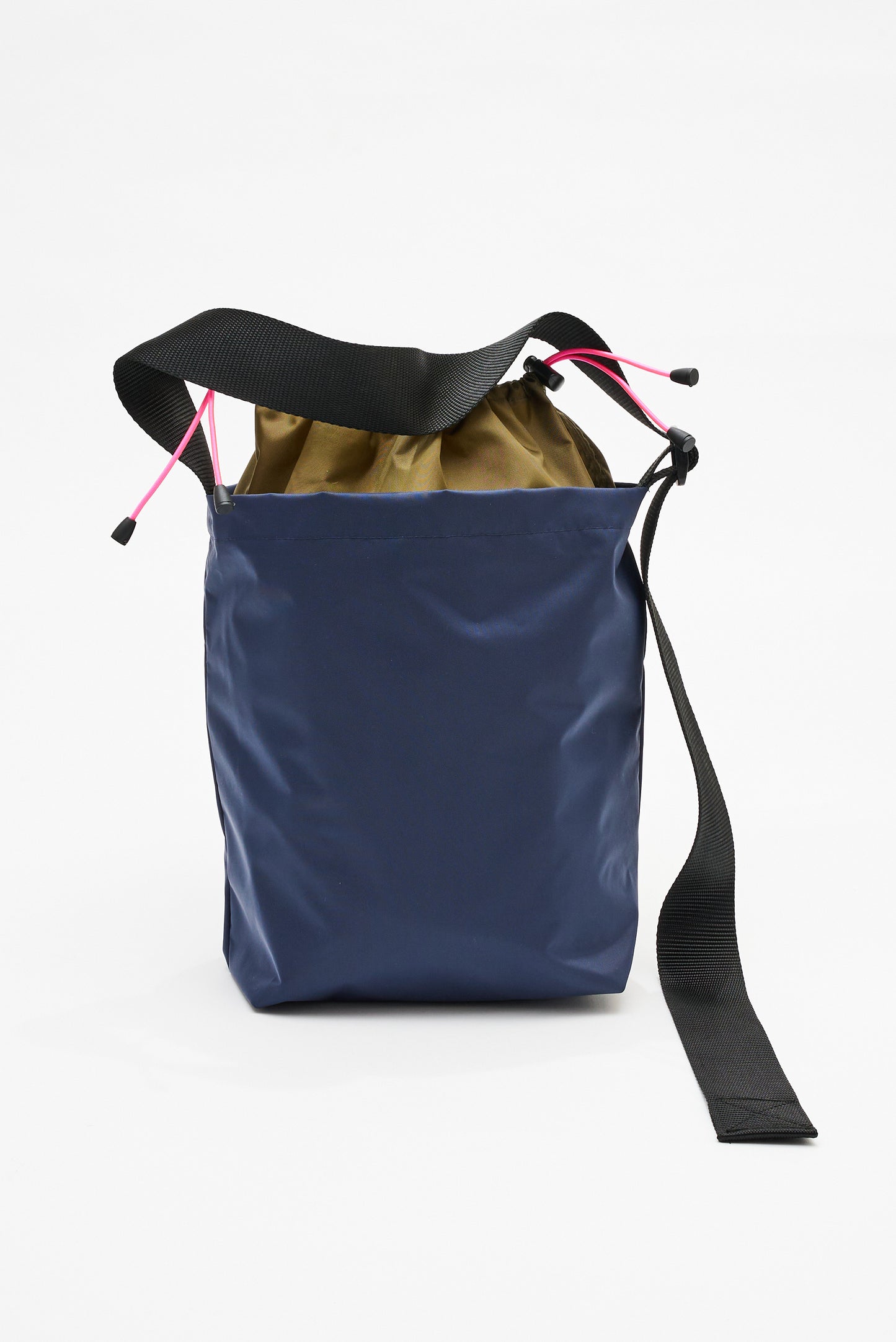 NYLON EDIT - RIBBON BUCKET
