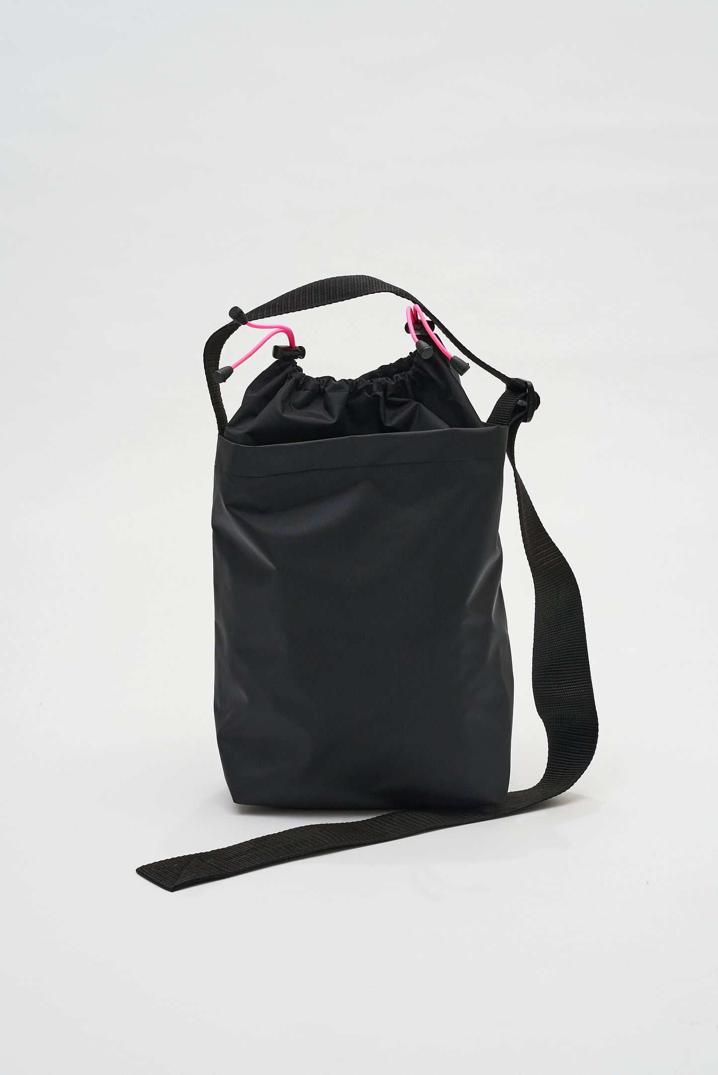 NYLON EDIT - RIBBON BUCKET