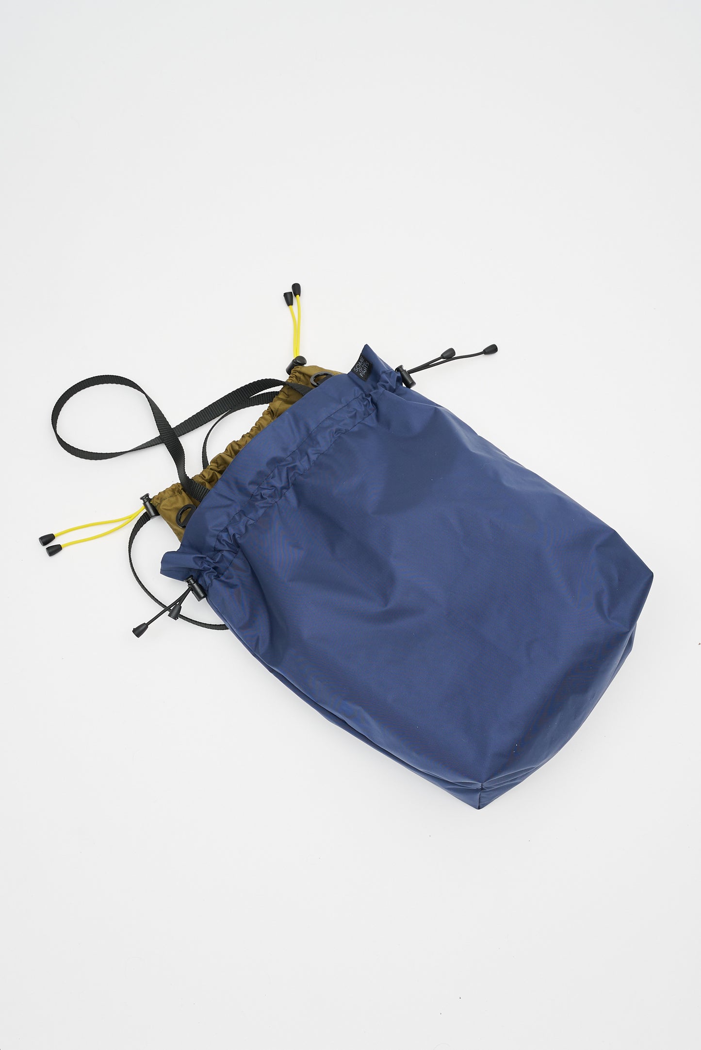 NYLON EDIT - BOOK SMART BAG